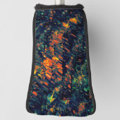 Abstract mozaïek van ontheemde kampvuur op groen golfheadcover (Draai 90)