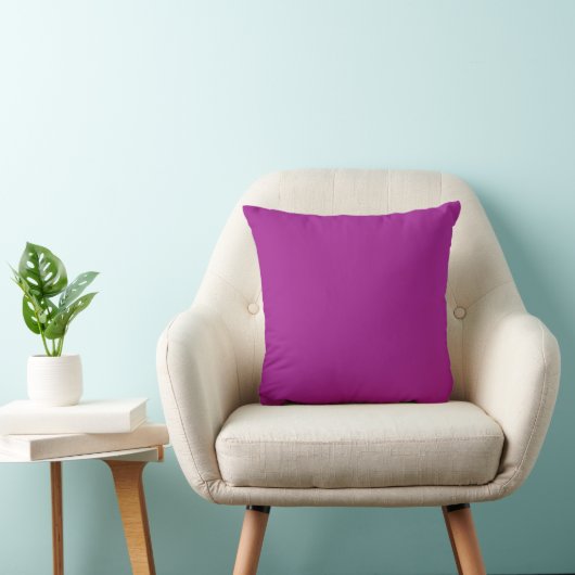 Abstract paars effen kleur kussen (Stoel)