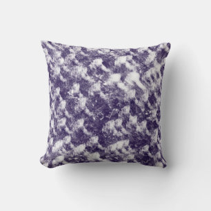Abstract paarse en witte ruw textuur kussen