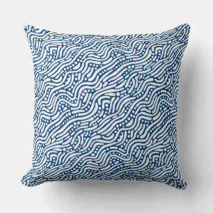 Abstract patroon 110523 - White on Shibori Blue Kussen