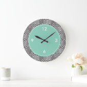 Abstract patroon met grote decoratieve wandklok (Huis)