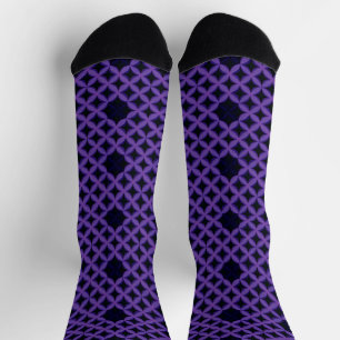Abstract patroon met paarse geometrische bloemblaa sokken