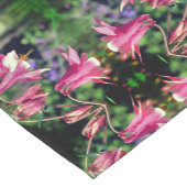 Abstract patroon roze Columbine Flowers Korte Tafelloper (Hoek)