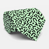 Abstract Pattern 170822 - Zwart op Ghost Green Stropdas (Opgerold)