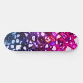 Abstract roze geodepatroon persoonlijk skateboard (Horizontaal)
