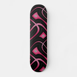 Abstract roze namaakleer en zwart ontwerp skateboard