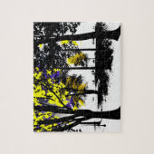Abstract Silhouetbos met geel en Paarse Legpuzzel (Verticaal)