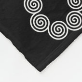 Abstract spiraalcirkelpatroon op zwart fleece deken (Hoek)