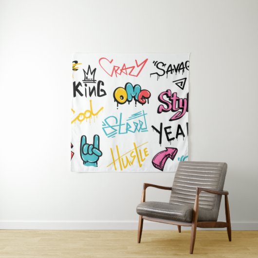 Abstract street graffiti lettering elements with g wandkleed (In situ)