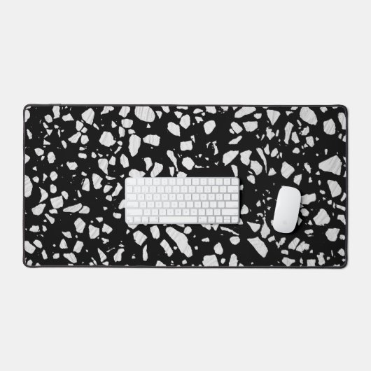 Abstract Terrazzo Mosaic Black en White Pattern Bureaumat (Keyboard & Muis)