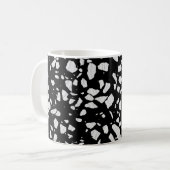 Abstract Terrazzo Mosaic Black en White Pattern Koffiemok (Voorkant links)