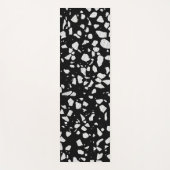 Abstract Terrazzo Mosaic Black en White Pattern Yogamat (Voorkant)