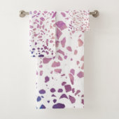 Abstract Terrazzo Mosaic Pink & Blue Pattern Bad Handdoek (Insitu)