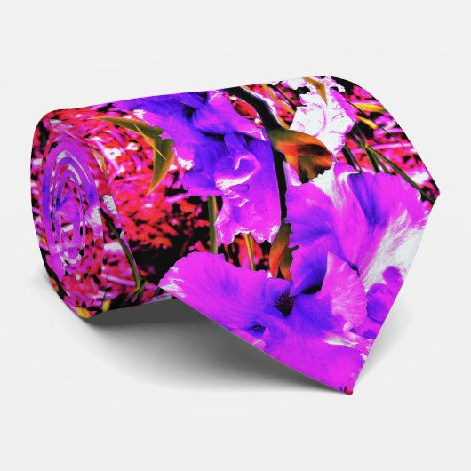 Abstract Ultra Violet Paarse Iris op Rood Stropdas (Opgerold)