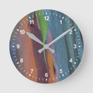 Abstract van regenbooggbomen ronde klok