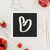 Abstract wit hart op zwart servet (Insitu)