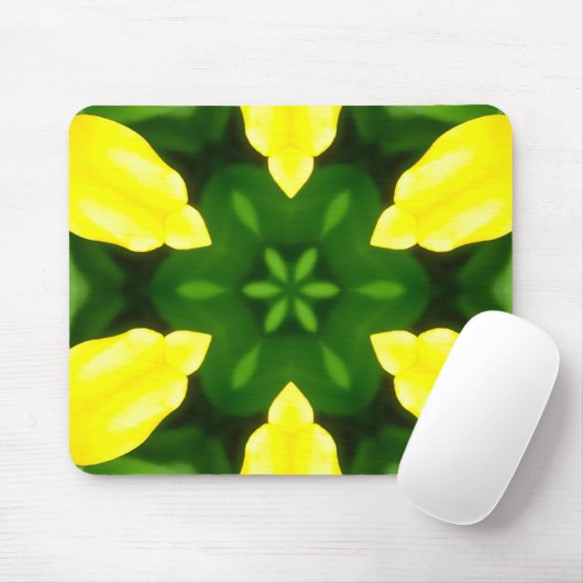 ABSTRACT YELLOW AND GREEN DRAWING. SAMER BRASIL. 3 MUISMAT (Met muis)