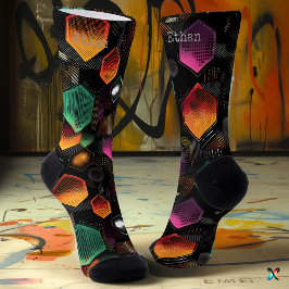 Abstract zeshoekige gloed in oranje magenta op zwa sokken