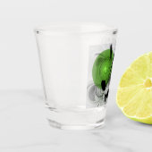 Abstract Zwart-wit met Groene Fractal Art Shot Glas (Links)