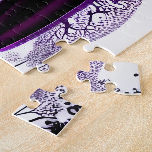 Abstract Zwart-wit met Paarse Legpuzzel (Zijkant)