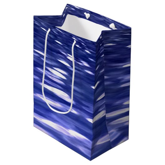 Abstracte #3: Blauwe shimmer Medium Cadeauzakje (Voorkant Gekanteld)