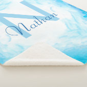 Abstracte aangepaste baby blauwe monogram naam bev sherpa deken (3/4)