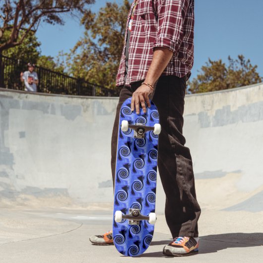 Abstracte Adelaarsvleugels Kunst Retro Patroon Skateboard (Buiten 2)