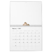 Abstracte afbeelding van een tak met lichtbeige kalender (Feb 2027)