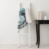 Abstracte antracite grijs blauwe, moderne fractale sherpa deken (In situ)