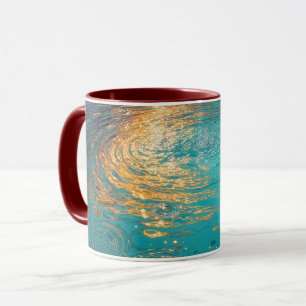 Abstracte Aqua Golven met Gouden Zonlicht Mok