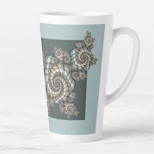 Abstracte beige lichtblauwe fractale kunstspiralen latte mok (Rechts)