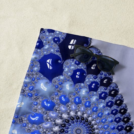 Abstracte Blauwe Ombre Fractal Bubbles Strandlaken (In situ)