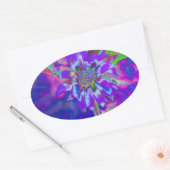 Abstracte blauwe paarse zonnebloem | retro funky ovale sticker (Envelop)