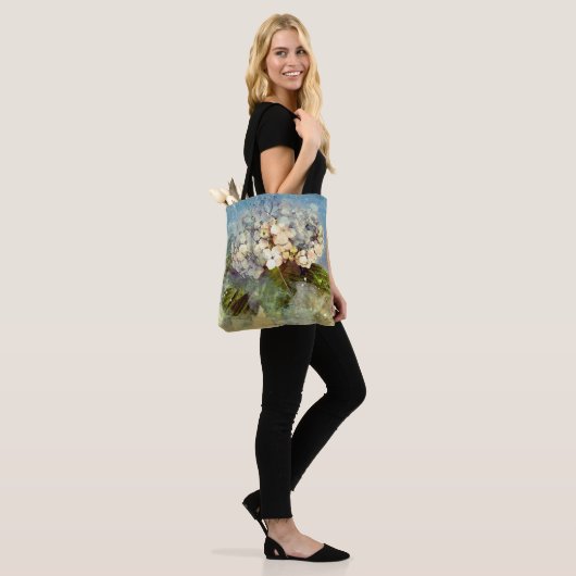 Abstracte blauwe, witte hydrangea Floral Waterverf Tote Bag (Op model)