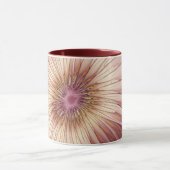 Abstracte bloeiende fractale kunst en schaduwen va mok (Midden)