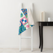 Abstracte Bloemen: Scandinavisch volksontwerp. Sherpa Deken (In situ)