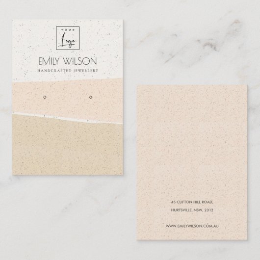ABSTRACTE BLUSH CERAMIC WAVES EARING DISPLAY LOGO VISITEKAARTJE (Voorkant / Achterkant)
