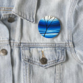 Abstracte boom blauwe lucht ronde button 5,7 cm (In situ)