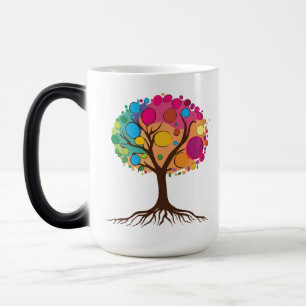 Abstracte boom met wortels en kleurrijke bladeren. magische mok