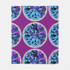 ABSTRACTE CIRKEL WYCINANKI GR. FLEECE DEKEN