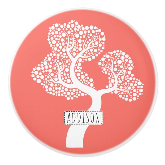 Abstracte cirkelboom en naam op levend koraal keramische knop (Voorkant)