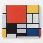 Abstracte compositie van Piet Mondriaan Muismat<br><div class="desc">Compositie met Large Red Plane, Yellow, Black, Grey, and Blue (1921) van Piet Mondriaan is een abstracte kunstcompositie die asymmetrisch is met één groot overheersend kleurblok, rood, dat in evenwicht wordt gebracht door de verdeling van kleinere blokjes geel, blauwachtig grijs en wit. De compositie heeft dikke, zwarte horizontale en verticale...</div>