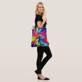 Abstracte explosie van kleur en verf tote bag (Op model)