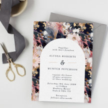 Abstracte Floral Arch Wedding met Blush & Navy