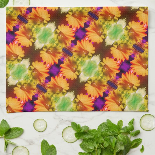 Abstracte Floral Art in het Yellow Daffodil Center Theedoek (Gevouwen)