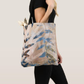 Abstracte gelaagde bladeren - blauw en neutraal tote bag (Dichtbij)