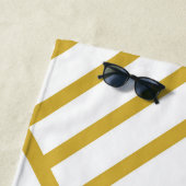 Abstracte geometrie, wit en goud strandlaken (In situ)