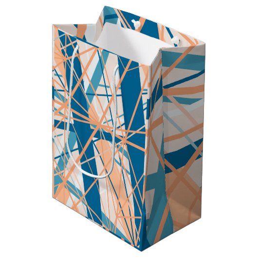 Abstracte geometrische kool Blue Peach-cadeau Medium Cadeauzakje (Voorkant Gekanteld)