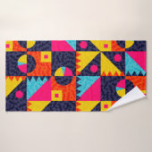 Abstracte geometrische vormen. Retrokleurige illus Badhanddoek (Badhanddoek)