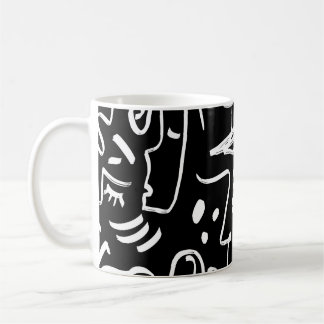 Abstracte gezichtsmaskers: geometrisch patroon koffiemok